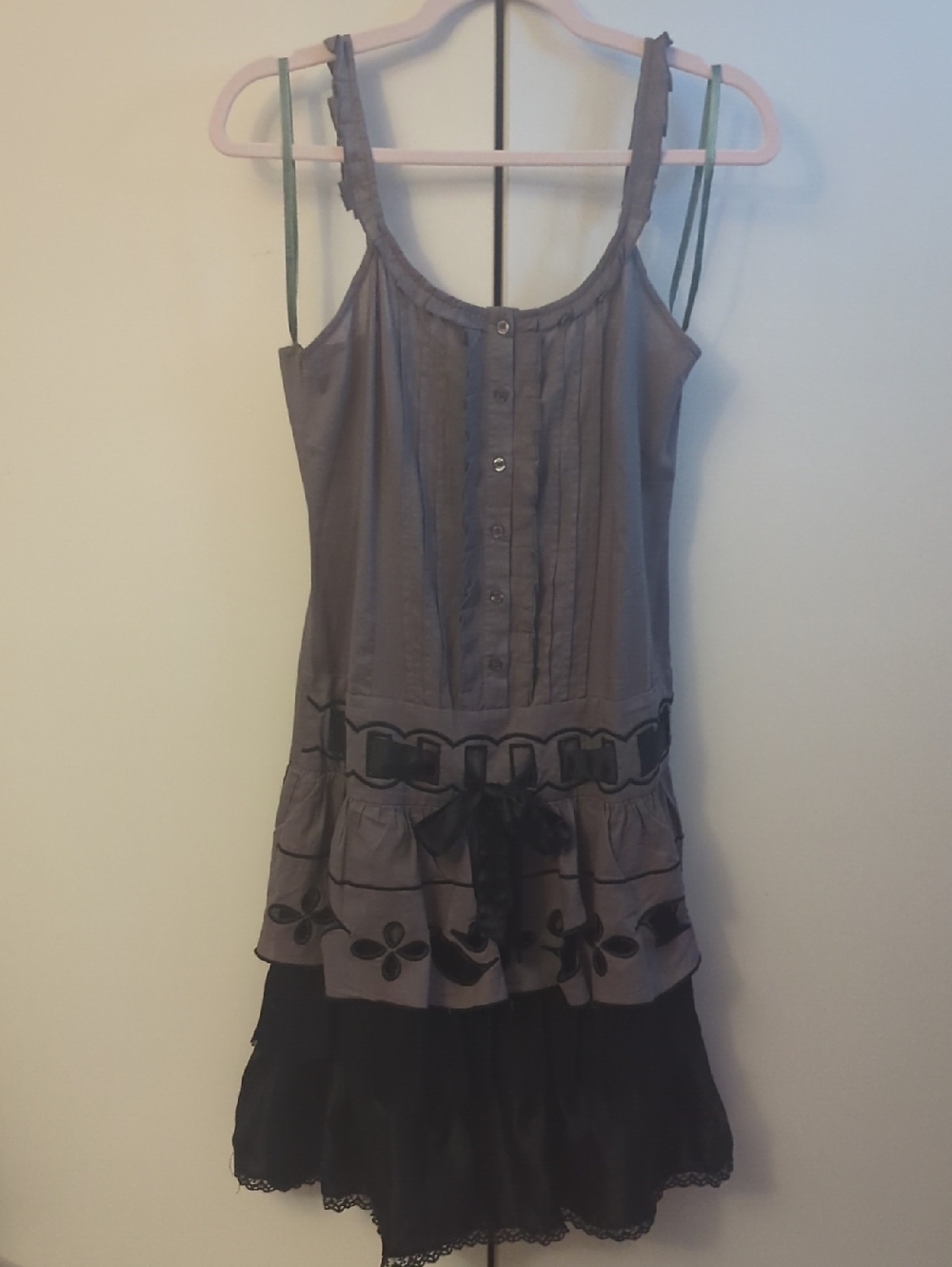 Women's Sleeveless Gray Tiered Floral Dress Size M